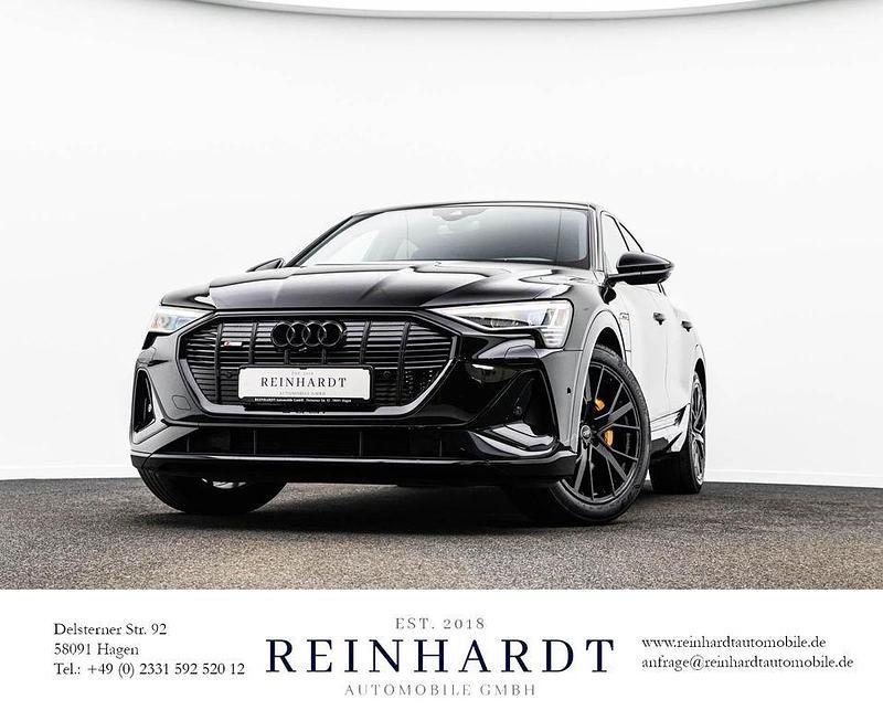 Mythosschwarz metallic Gebraucht 2022 Audi e-tron Sportback Black Edition SUV | 38.200 € (Superpreis) - Bild 1/3