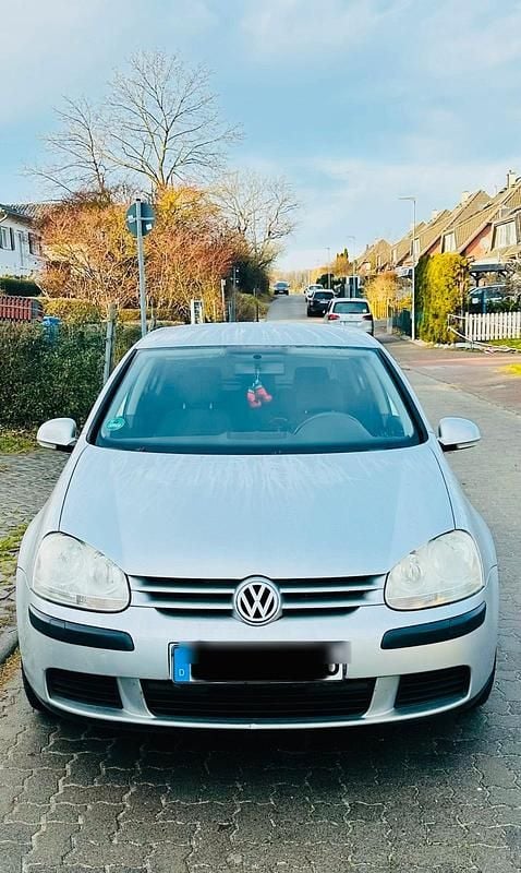 Gebraucht VW Golf V 102 PS (75 kW) 2005 Silber Kleinwagen