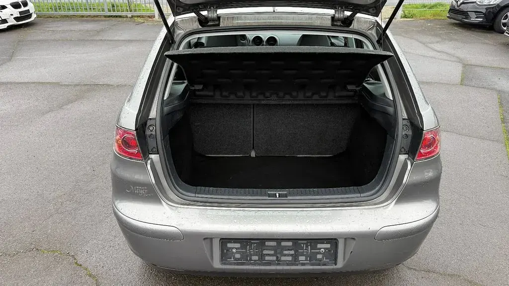 Gebraucht Seat Ibiza 75 PS (55 kW) 2004 Grau Kleinwagen