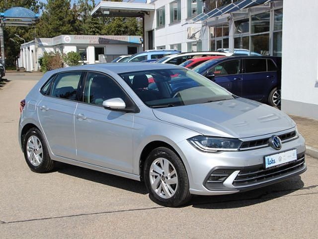 Gebraucht VW Polo Style 95 PS (69 kW) 2022 Reflexsilber metallic (metallic) Kleinwagen