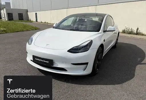 Used Tesla Model 3 RWD 205 kW (279 HP) 2021 White Sedan