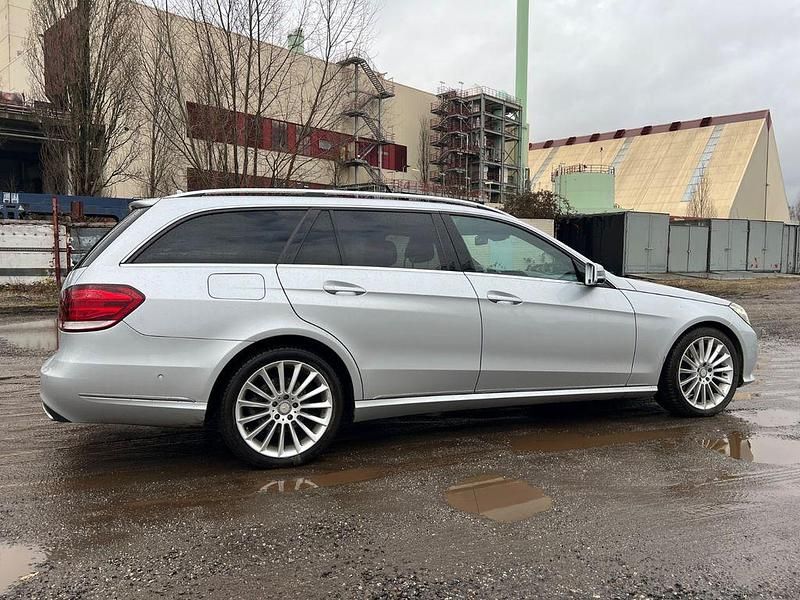Gebraucht Mercedes E300 Avantgarde 231 PS (169 kW) 2013 Silber Kombi