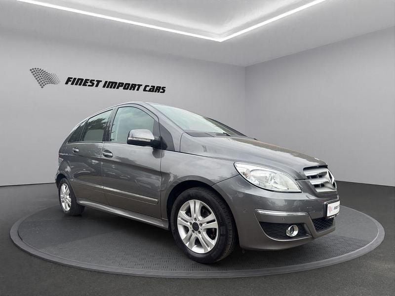 Gebraucht Mercedes B200 136 PS (100 kW) 2008 Grau Van / Kleinbus