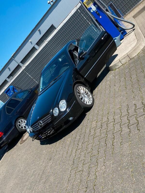 Schwarz Gebraucht 2000 Mercedes CL500 Coupé | 8.500 € - Bild 1/4