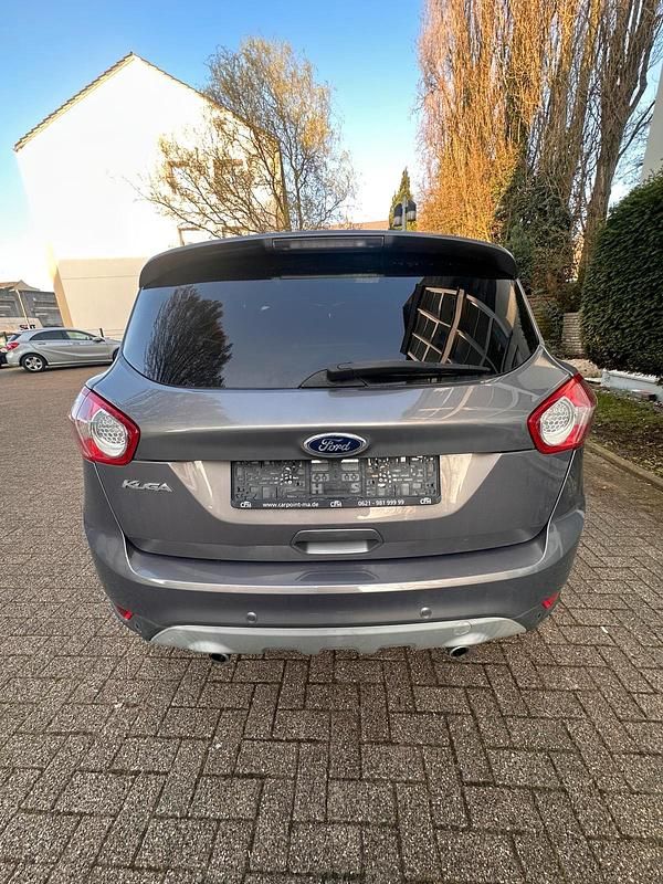 Gebraucht Ford Kuga 163 PS (119 kW) 2012 SUV