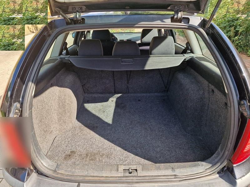 Gebraucht Skoda Octavia 102 PS (75 kW) 2010 Schwarz Kombi