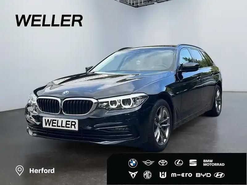 Schwarz Gebraucht 2019 BMW 540 Sport Line Kombi | 34.749 € (Superpreis) - Bild 1/3