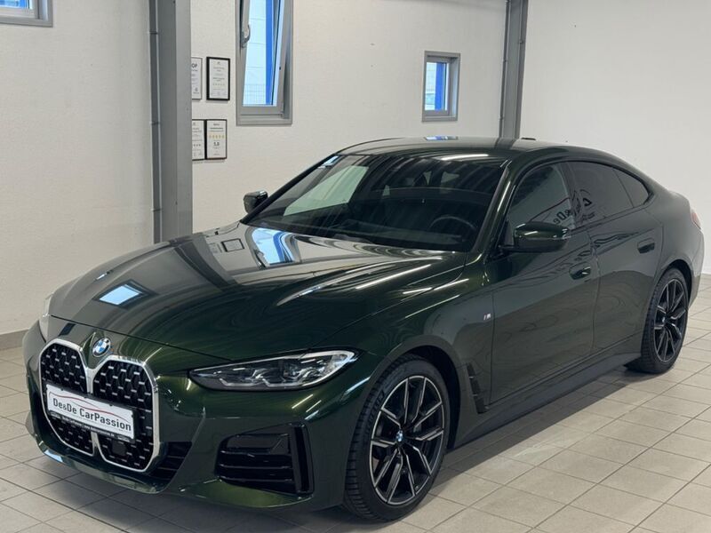 Grün Gebraucht 2023 BMW 430 M Sport Coupé | 46.700 € (Etwas zu teuer) - Bild 1/4