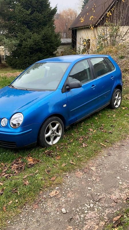 Gebraucht VW Polo 75 PS (55 kW) 2004 Blau Kleinwagen