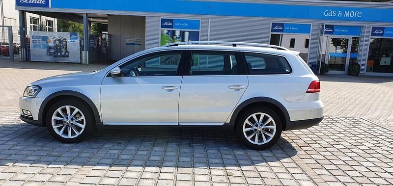 Gebraucht VW Passat Alltrack 177 PS (130 kW) 2014 Silber Kombi