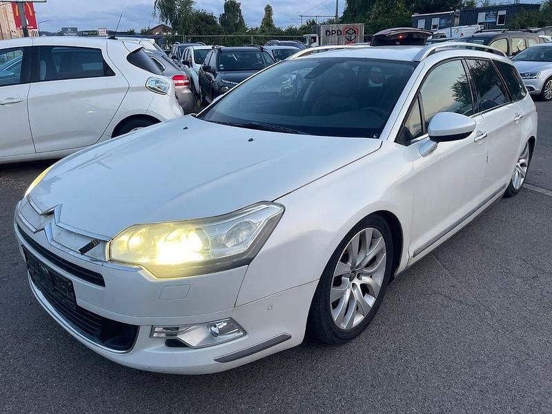 Weiß Gebraucht 2011 Citroën C5 Exclusive Kombi | 2.300 € (Guter Preis) - Bild 1/4