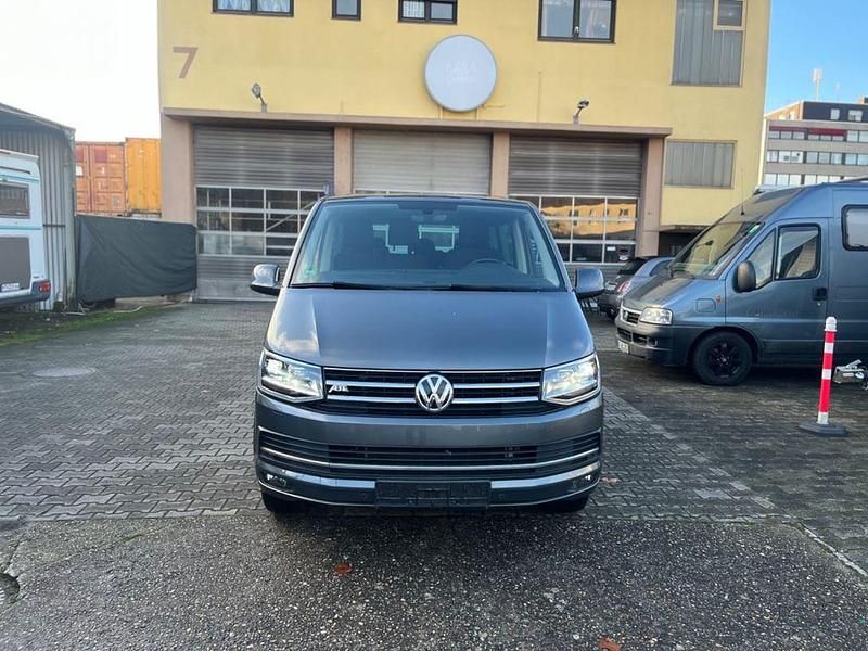 Gebraucht VW Caravelle 83 kW (113 PS) 2020 Grau Van / Kleinbus