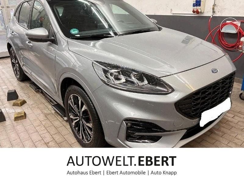 Blau Gebraucht 2021 Ford Kuga ST-Line X SUV | 25.890 € (Etwas zu teuer) - Bild 1/3