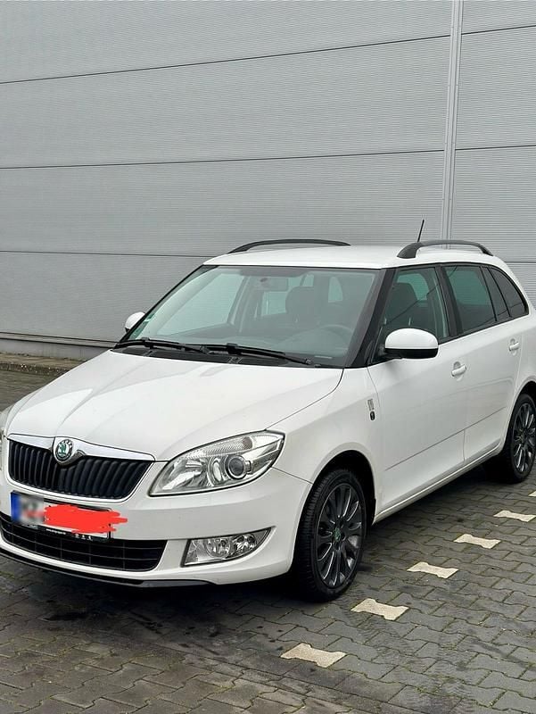 Gebraucht Skoda Fabia Style 105 PS (77 kW) 2013 Weiß Kombi