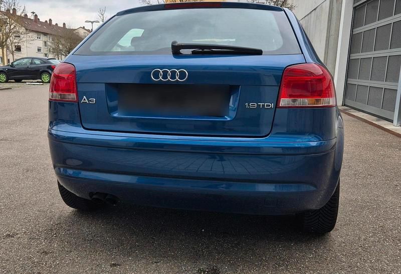 Gebraucht Audi A3 105 PS (77 kW) 2005 Blau Kleinwagen