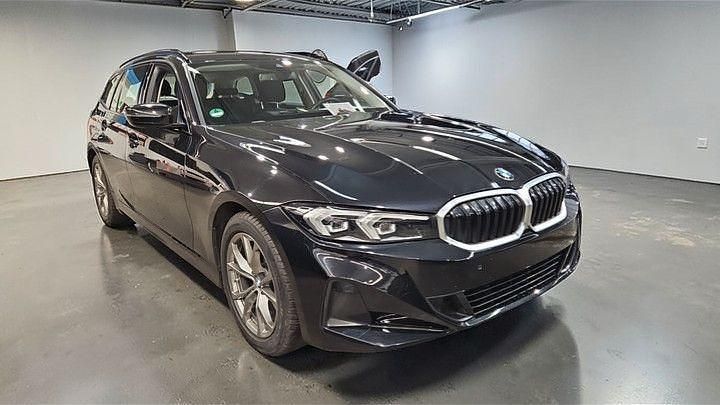 Gebraucht BMW 318 Shadowline 150 PS (110 kW) 2023 Schwarz Kombi
