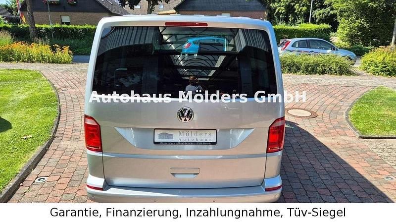Second-hand VW Multivan 150 CP (110 kW) 2016 Gri Monovolum