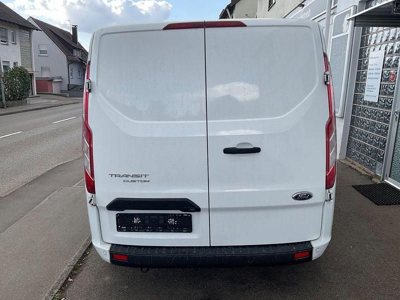 Gebraucht Ford Transit Custom Trend 105 PS (77 kW) 2022 Weiß Van / Kleinbus