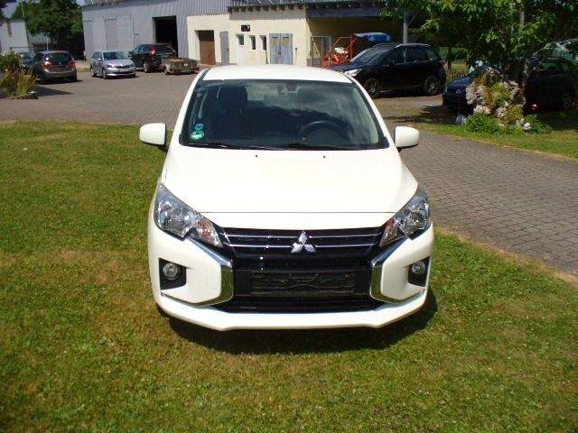 Weiß Gebraucht 2023 Mitsubishi Space Star Select Limousine | 7.600 € (Superpreis) - Bild 1/4