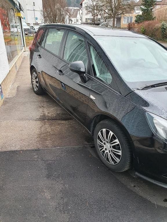 Gebraucht Opel Zafira Tourer Selection 131 PS (96 kW) 2013 Schwarz Van / Kleinbus