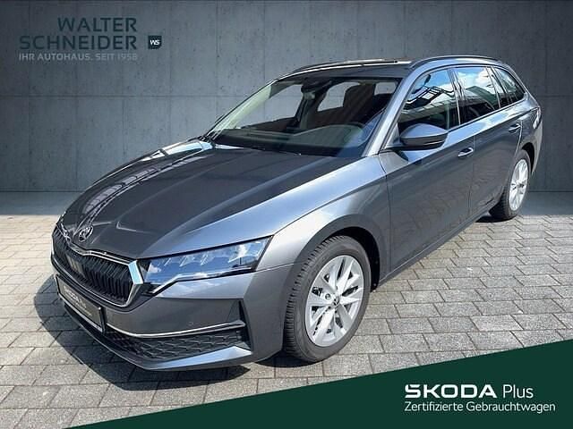 Graphitegrau metallic Gebraucht 2024 Skoda Octavia Selection Kombi | 31.350 € (Fairer Preis) - Bild 1/4