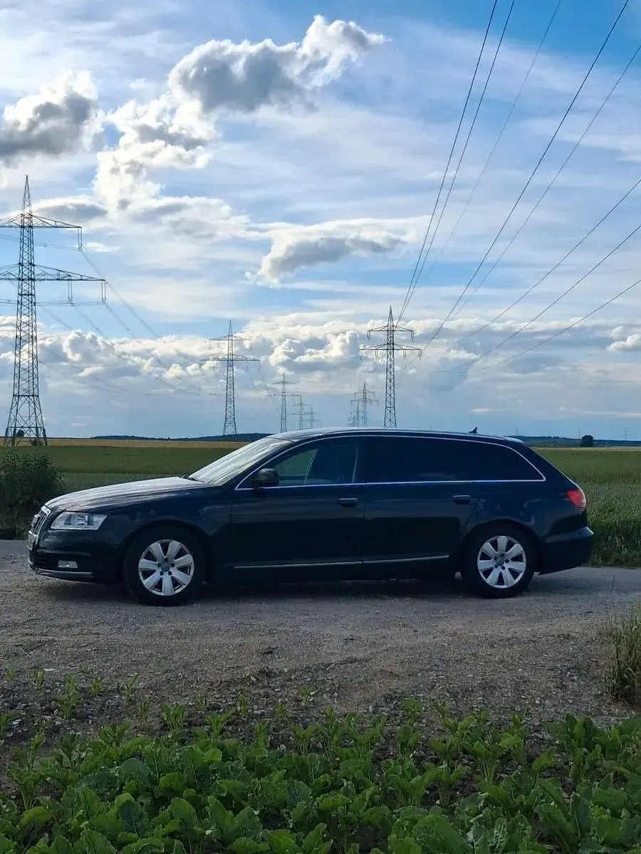 Gebraucht Audi A6 Ambiente 170 PS (125 kW) 2010 Schwarz Kombi