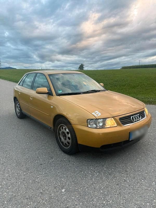 Gold Gebraucht 2002 Audi A3 Kleinwagen | 1.200 € (Superpreis) - Bild 1/4