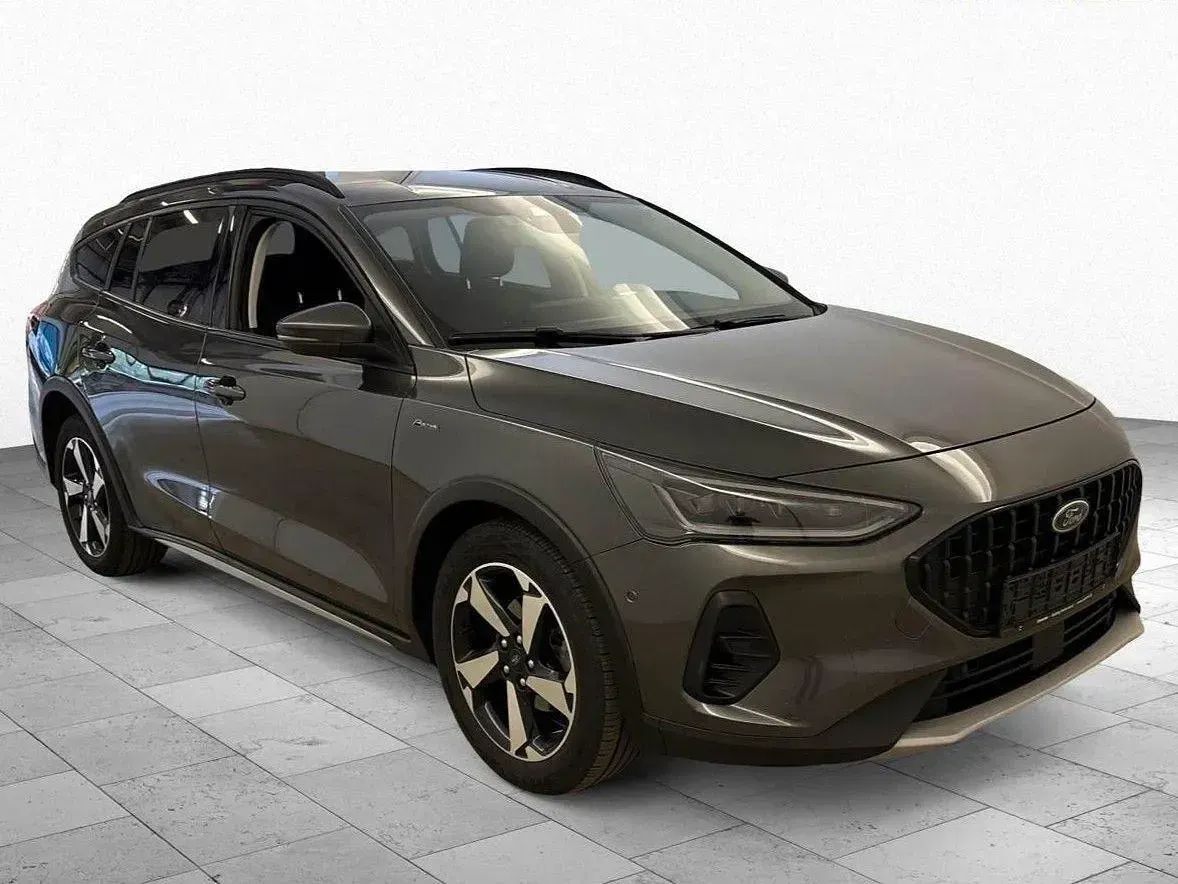 Gebraucht Ford Focus Active 155 PS (114 kW) 2023 Grau Kombi