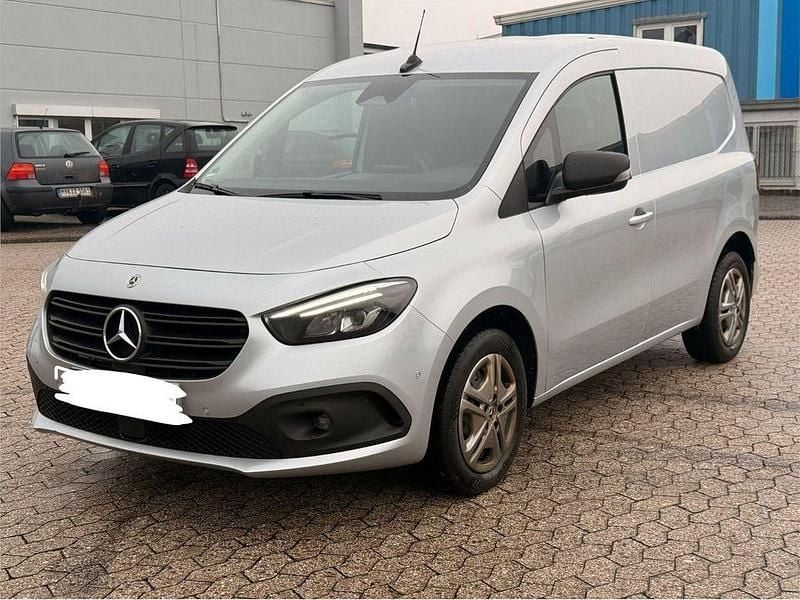 Gebraucht Mercedes Citan 112 116 PS (85 kW) 2022 Silber Van / Kleinbus
