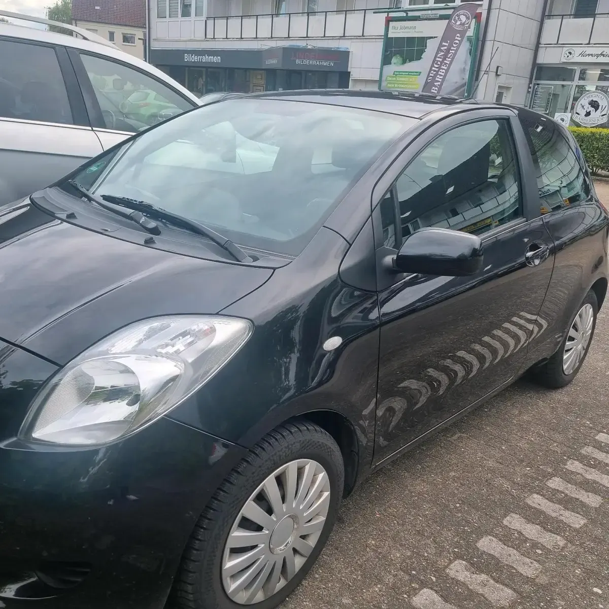 Gebraucht Toyota Yaris 87 PS (63 kW) 2007 Schwarz Kleinwagen