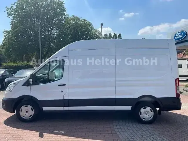 Gebraucht Ford Transit Trend 131 PS (96 kW) 2025 Weiß Van