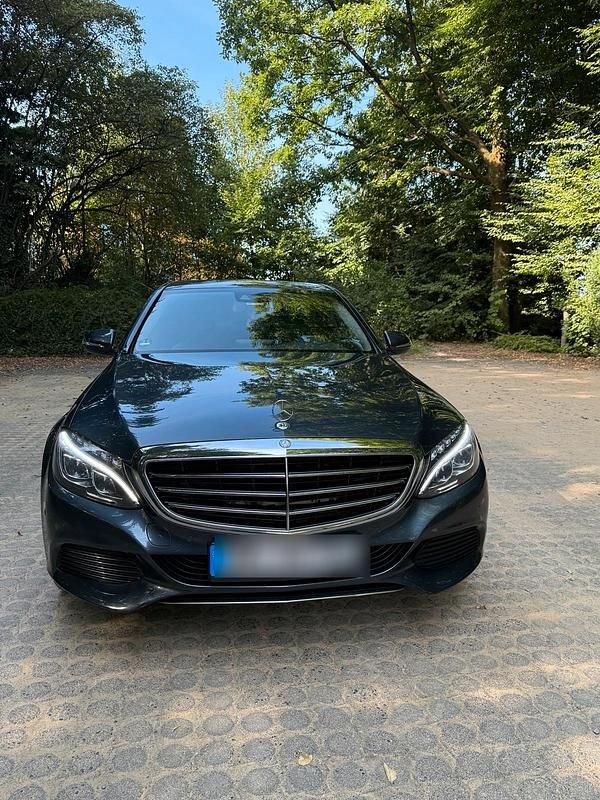 Grau Gebraucht 2014 Mercedes C220 Limousine | 13.999 € (Fairer Preis) - Bild 1/4