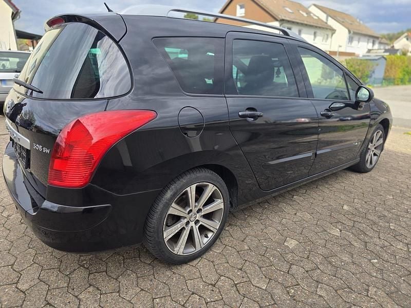 Gebraucht Peugeot 308 150 PS (110 kW) 2012 Schwarz Kombi