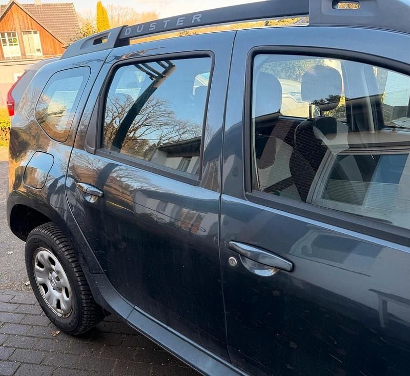 Gebraucht Dacia Duster 125 PS (91 kW) 2016 Grau SUV
