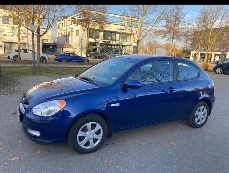 Blau Gebraucht 2007 Hyundai Accent Coupé | 2.000 € (Fairer Preis) - Bild 1/2