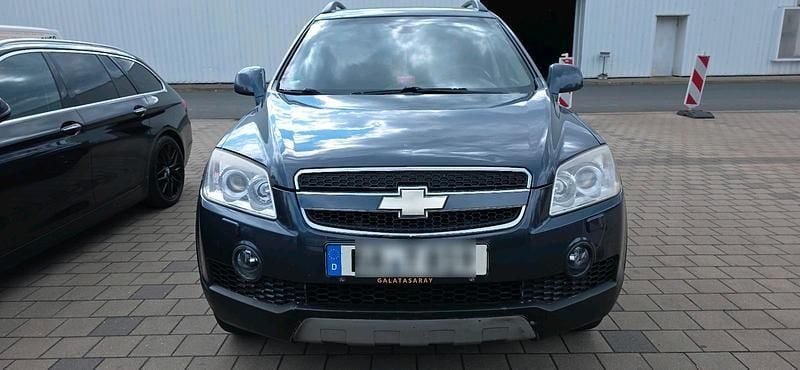 Grau Gebraucht 2006 Chevrolet Captiva SUV | 3.250 € (Fairer Preis) - Bild 1/4