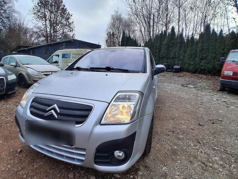Silber Gebraucht 2009 Citroën C2 VTR Sport Kleinwagen | 1.890 € (Fairer Preis) - Bild 1/4