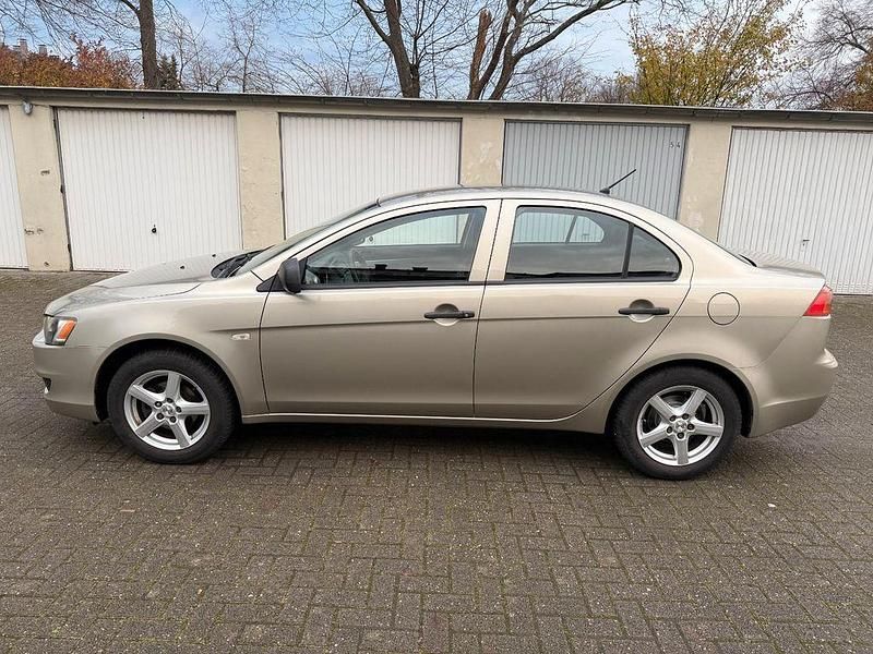 Gebraucht Mitsubishi Lancer 109 PS (80 kW) 2009 Limousine