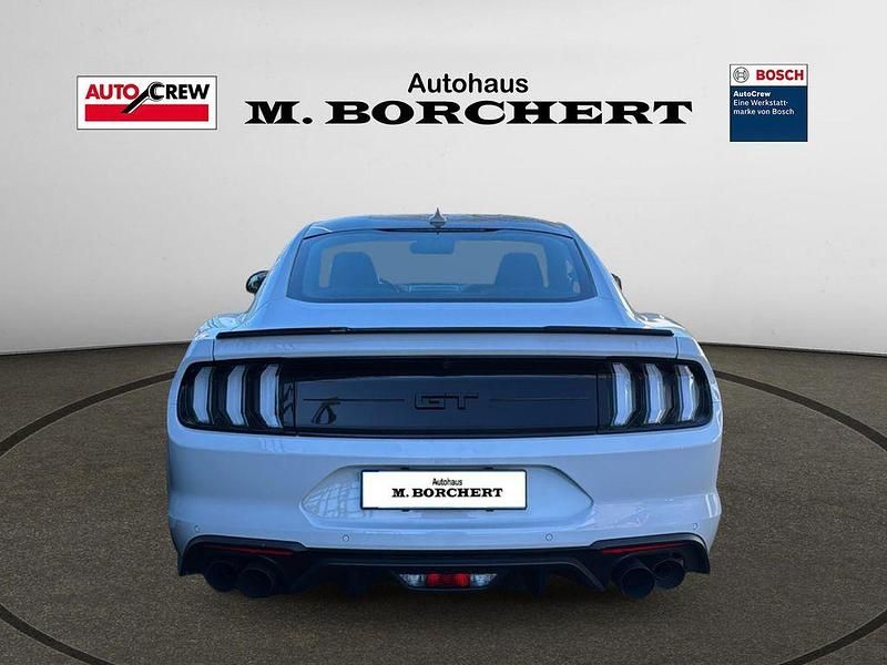 Gebraucht Ford Mustang GT Fastback 449 PS (330 kW) 2022 Weiß Coupé