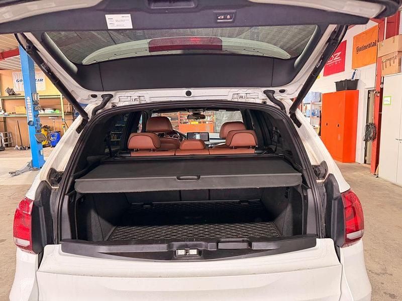 Gebraucht BMW X5 M50 Performance 381 PS (280 kW) 2015 Weiß SUV