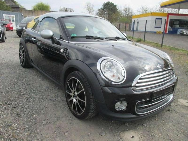 Gebraucht Mini Cooper Coupé 122 PS (89 kW) 2012 Midnight black metallic Coupé