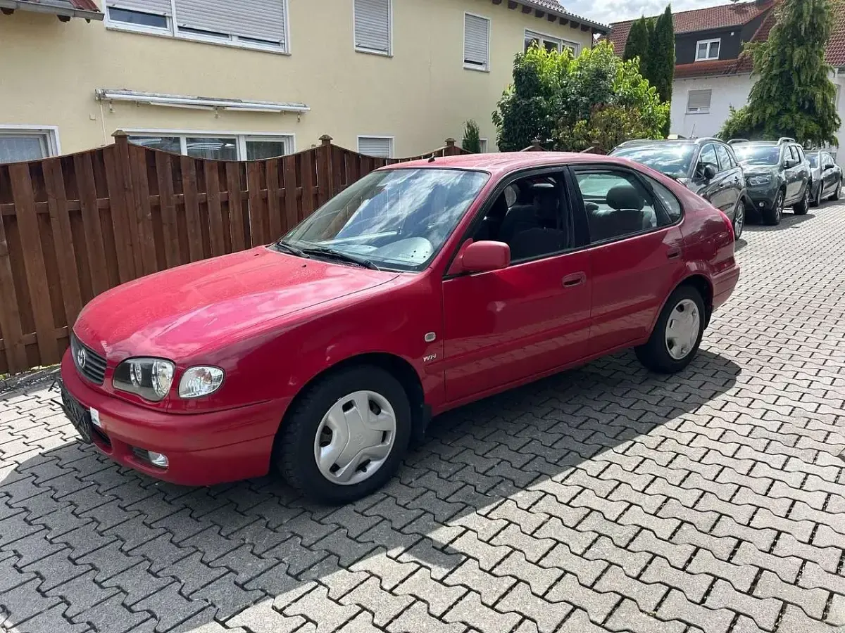 Gebraucht Toyota Corolla Sol 110 PS (80 kW) 2001 Other Limousine
