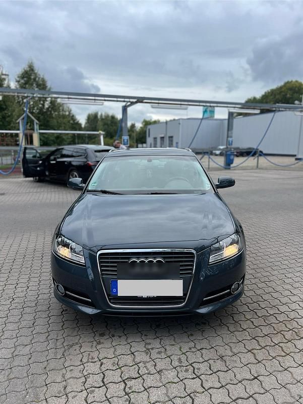 Andere farben Gebraucht 2011 Audi A3 Limousine | 4.899 € (Guter Preis) - Bild 1/4