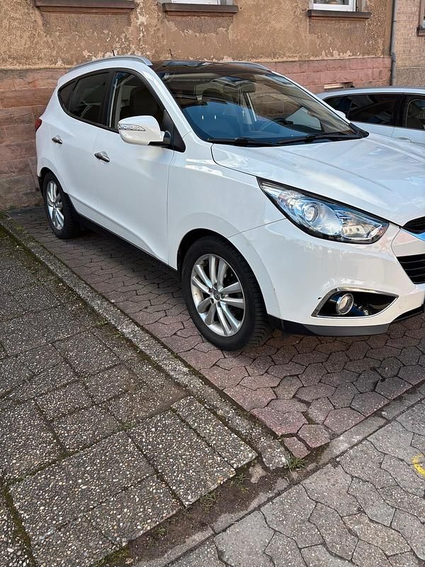 Gebraucht Hyundai ix35 184 PS (135 kW) 2011 Weiß SUV