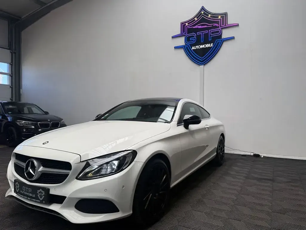 Second-hand Mercedes C200 184 CP (135 kW) 2016 Alb Coupe