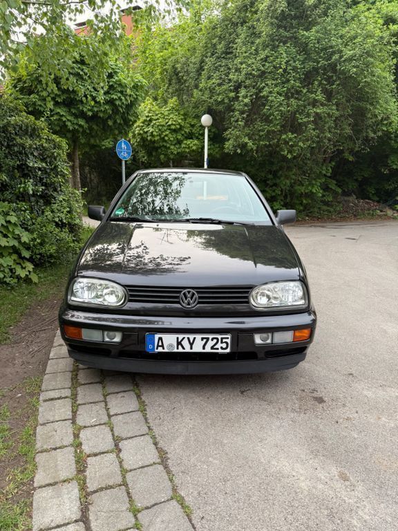 Schwarz Gebraucht 1996 VW Golf III Limousine | 2.999 € (Teuer) - Bild 1/4