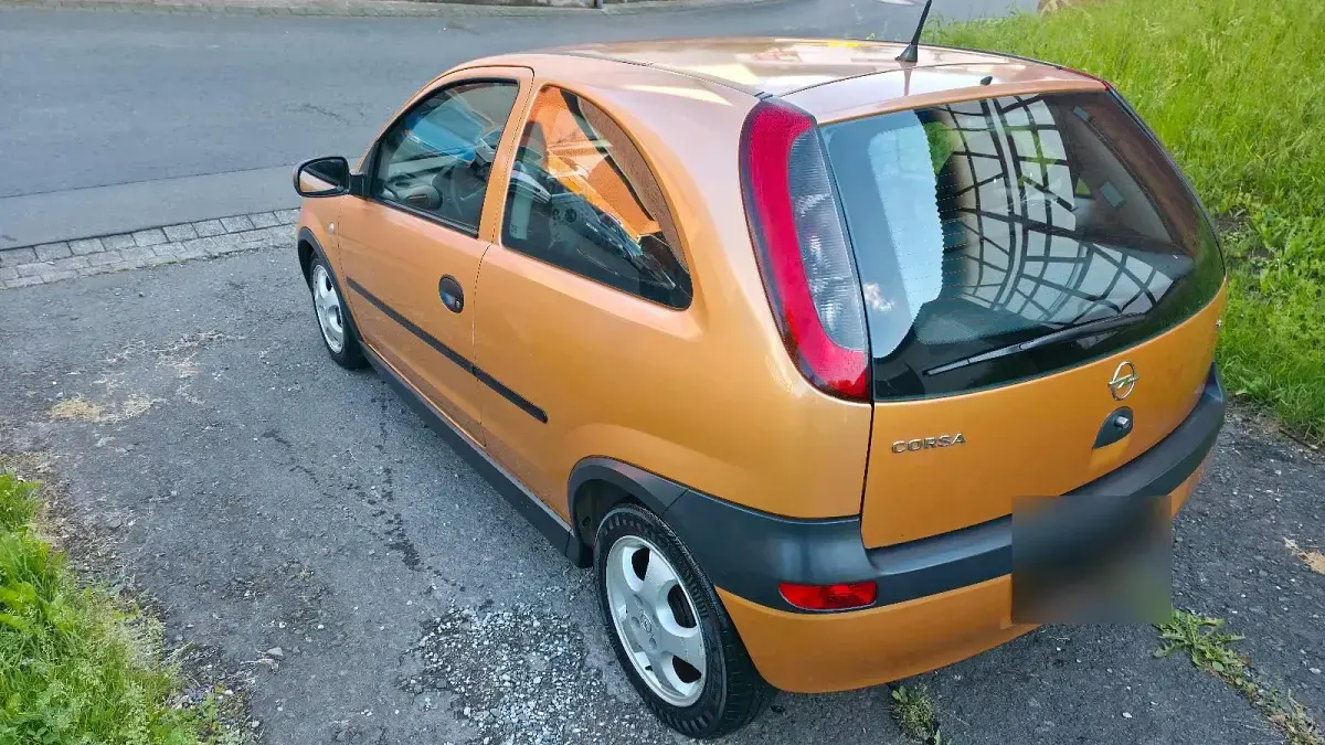 Gebraucht Opel Corsa 75 PS (55 kW) 2003 Braun Kleinwagen