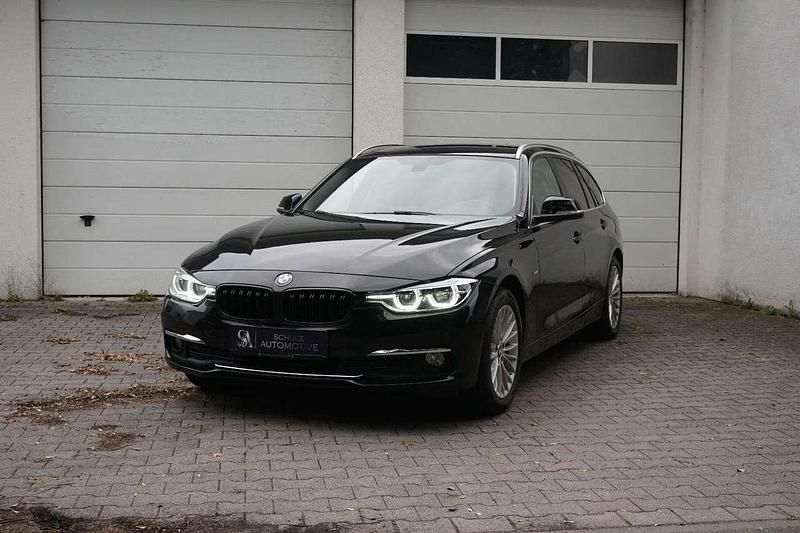 Schwarz Gebraucht 2016 BMW 320 Luxury Line Kombi | 14.450 € (Fairer Preis) - Bild 1/4
