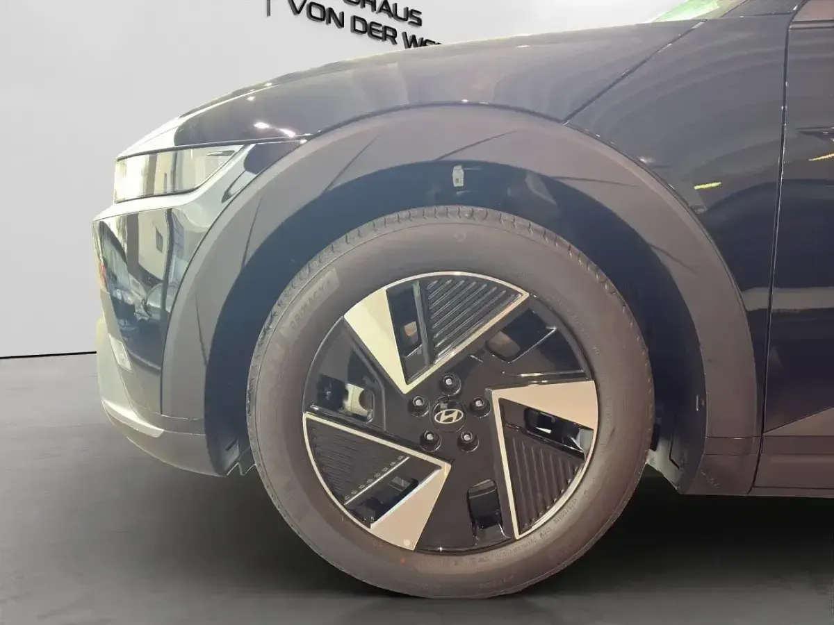 Neu Hyundai Ioniq 5 125 kW (170 PS) 2026 Schwarz SUV