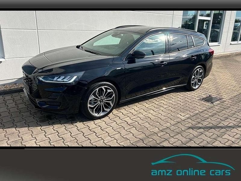 Schwarz met Neu 2025 Ford Focus ST-Line X Kombi | 26.980 € (Superpreis) - Bild 1/4